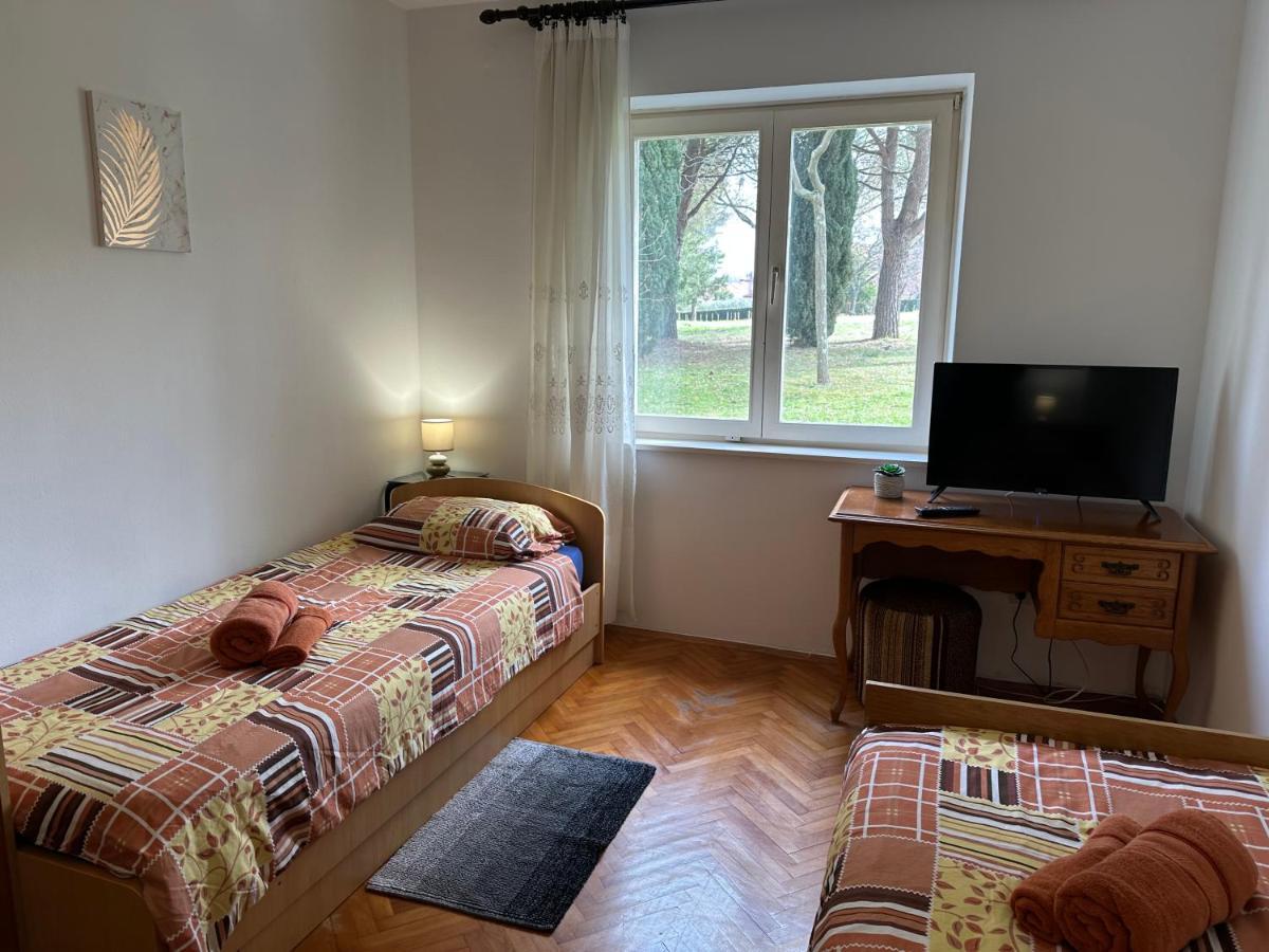 Apartment Mia Poreč Extérieur photo