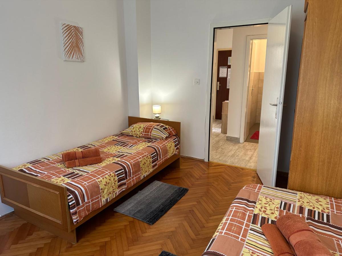 Apartment Mia Poreč Extérieur photo